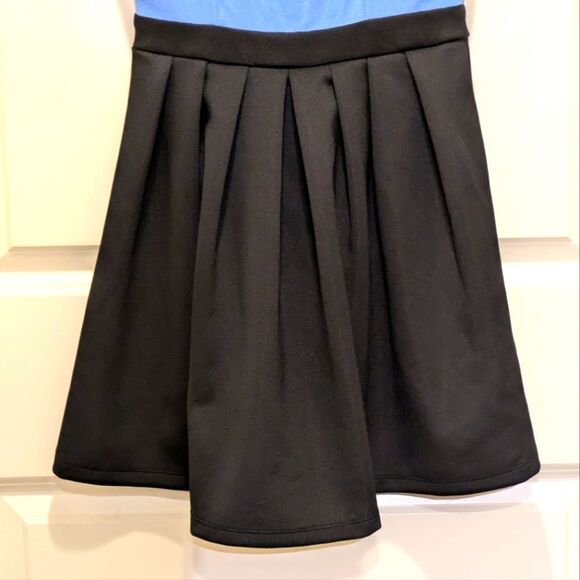 $5 Item! EUC Forever 21 S Periwinkle Blue and Black Neoprene Zip Back Dress - Picture 3 of 6